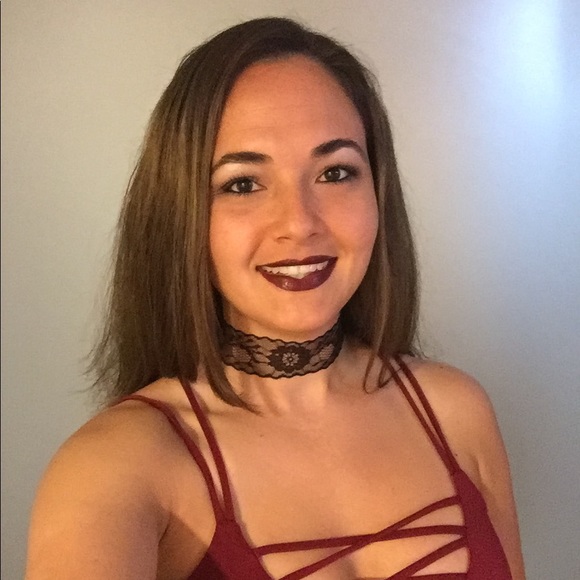 Meet your Posher, Bianca - Picture 2 of 2